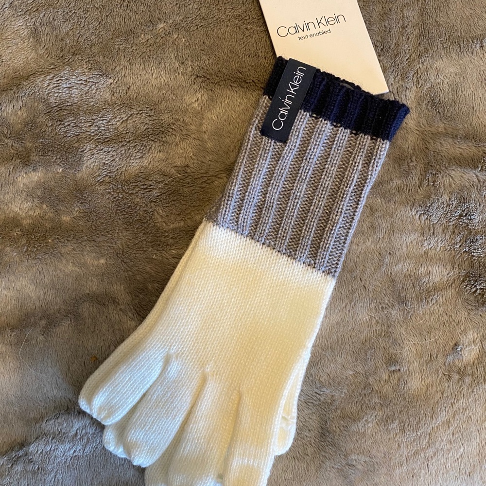 Calvin Klein gloves